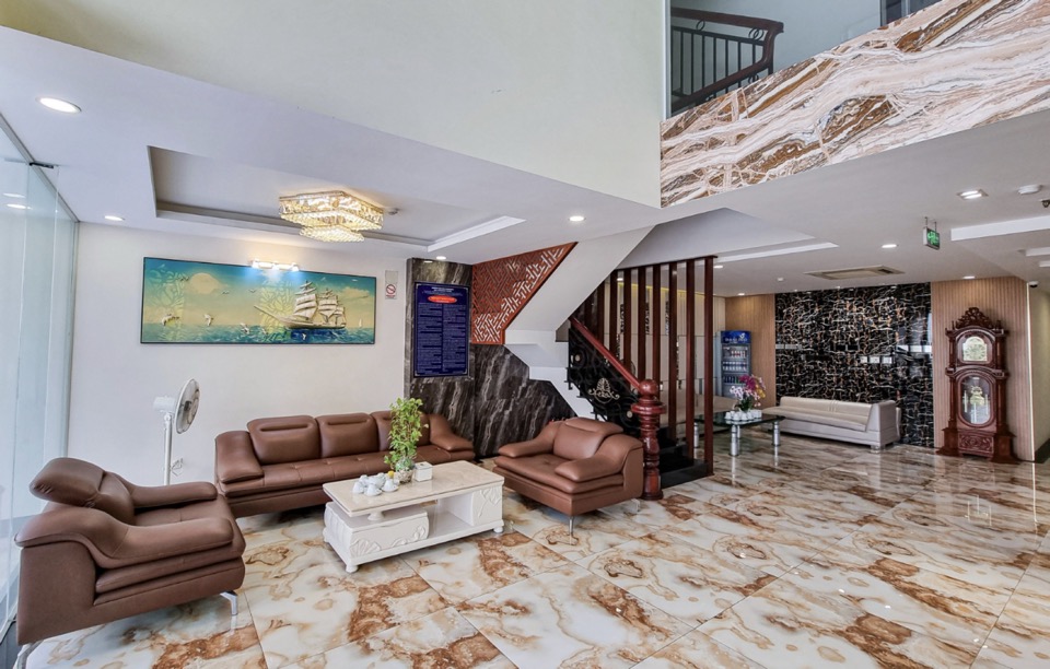 Sảnh đón khách được thiết kế chuẩn Châu Âu của Xavia Hotel Quy Nhơn