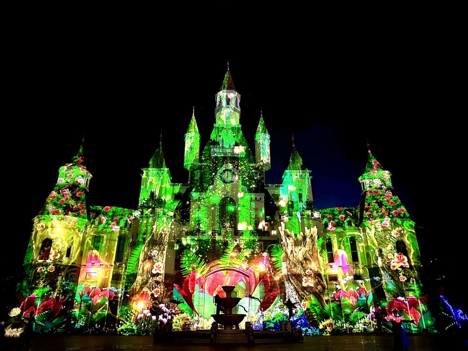Tata Show tại VinWonder - Gotour